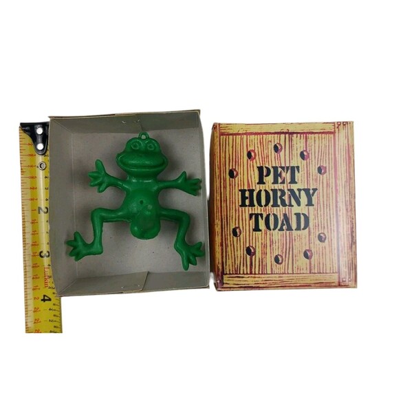 Vintage Pet Horny Toad With Original Box Gag Gift White Elephant NOS - Picture 3 of 4